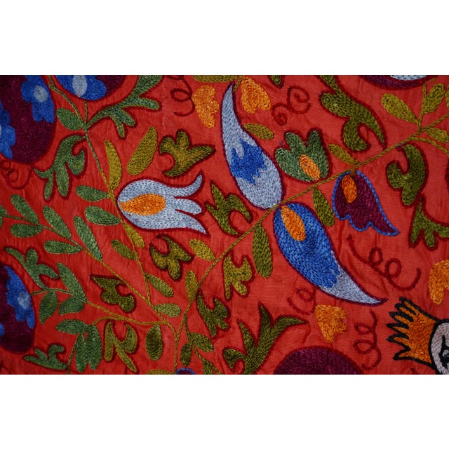Red Suzani Embroidered Wall Hanging With Peacocks – Silk Cotton Boho Textile 3'4'' X 6'1'' For Sale In New York - Image 6 of 9