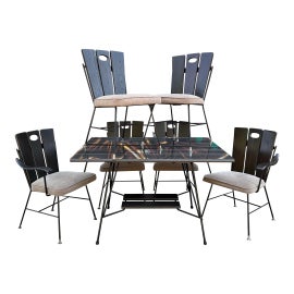 Example of Outdoor Dining Sets in Cleveland