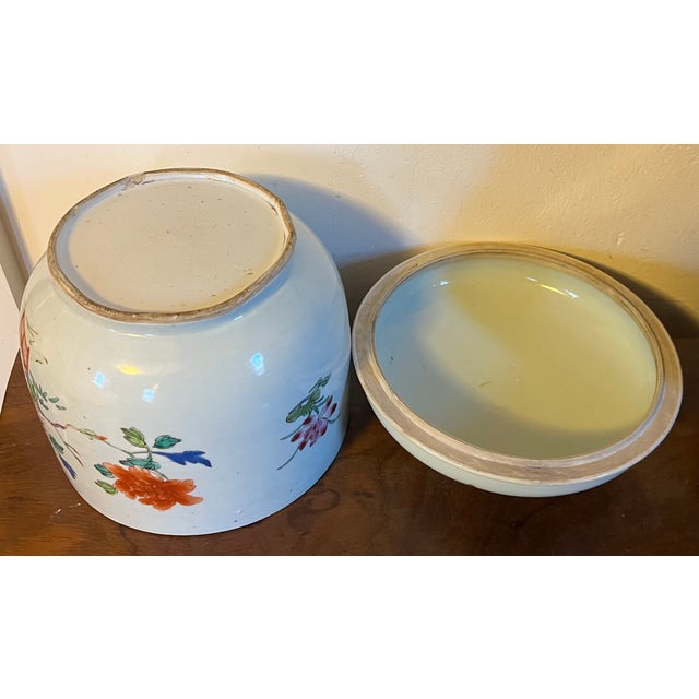 Antique 19th Century Chinese Export Porcelain Jar and Cover in Famille Rose Palette For Sale - Image 12 of 12