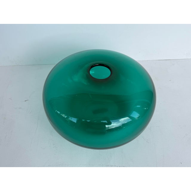Available for sale: Great vintage art glass bowl. Possibly Blenko