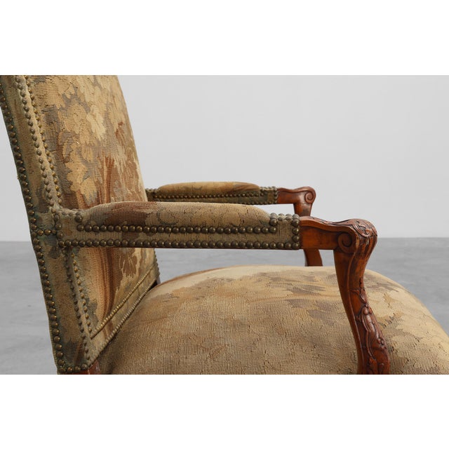 Carved Walnut Armchair with Cabriole Legs and Tapestry Upholstery, France, 1880 For Sale - Image 11 of 18