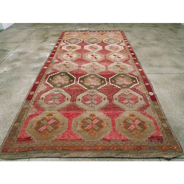 Mid 20th Century Galerie Shabab Collection Mid-20th Century Handmade Turkish Anatolian Room Size Gallery Carpet For Sale - Image 5 of 10