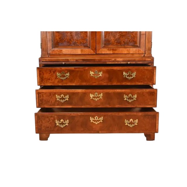 Magnificent! Henredon Aston Court Collection Georgian Burled Mahogany Entertainment Armoire - 80" x 44" x 20" - Vintage...