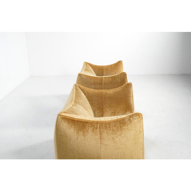 Set of Le Bambole Lounge Chairs in Mohair by Mario Bellini for B&B Italia, 1980s For Sale - Image 11 of 13