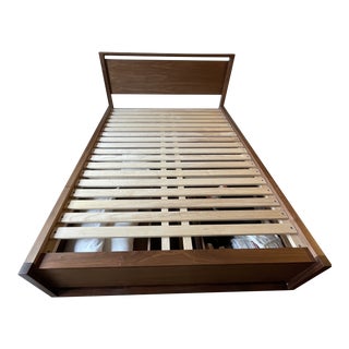 Design Within Reach Walnut Matera Bed For Sale