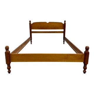 Vintage Full Size Colonial Style Solid Maple Low Poster Bed For Sale