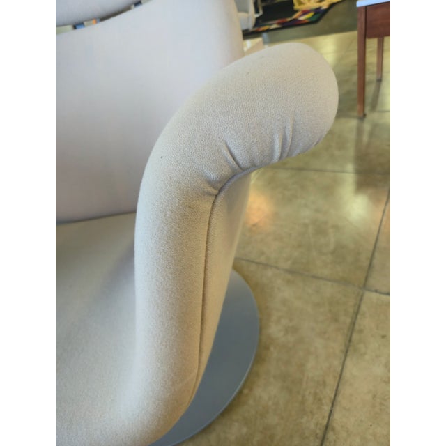 Big Tulip Chair by Pierre Paulin for Artifort For Sale In Miami - Image 6 of 12