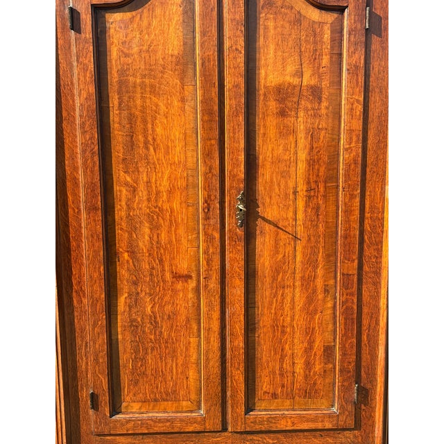 18th Century George III Oak Corner Cupboard, 1780s For Sale - Image 6 of 10
