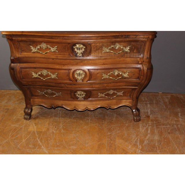 Bordeaux Style Walnut Commode, 18th-Century For Sale - Image 13 of 15