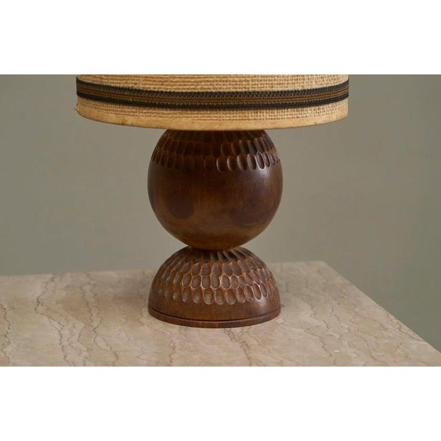 Table Lamp in Carved Wood with Shade in Woven Jute, 1960s For Sale - Image 9 of 15