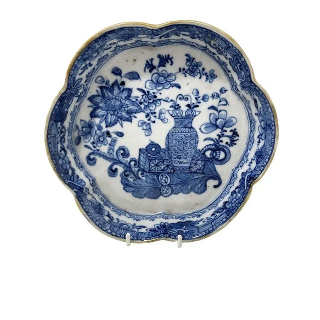 18th Century Chinese Porcelain Pattipan Tea Stand For Sale - Image 9 of 10