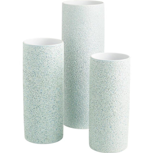 Overall measurements (inches) 23.25H x 7.75W x 7.75D . Overall Condition is New. Material(s): Porcelain,Porcelain. Style:...