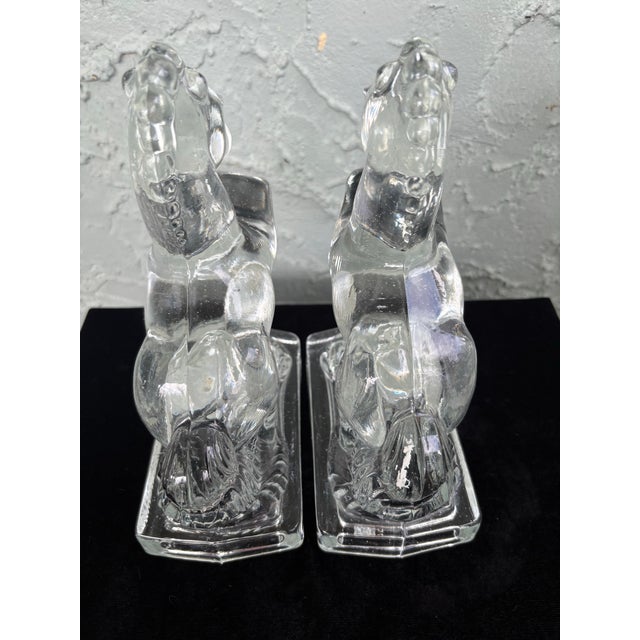 Glass Vintage l.e. Smith Clear Glass Rearing Horse Bookends – Set of 2 (1950s) For Sale - Image 7 of 12