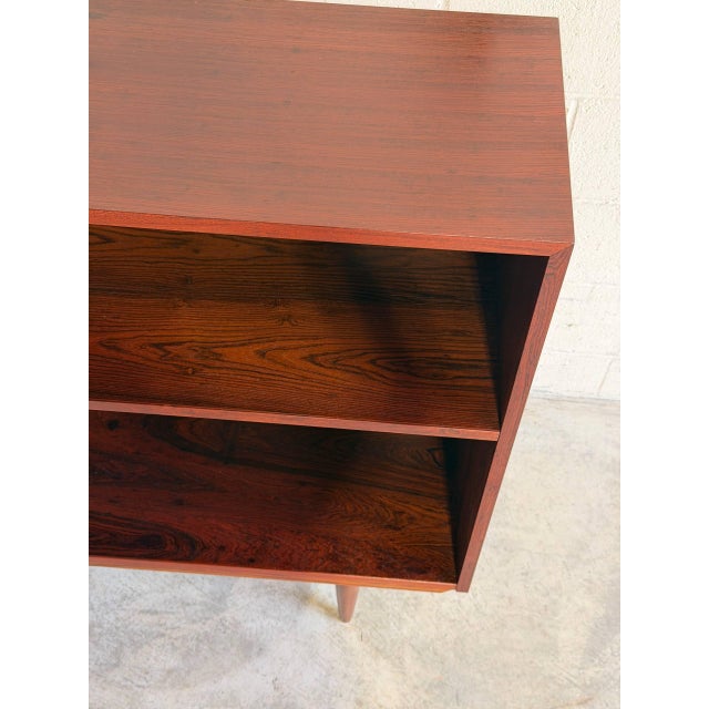 Rosewood Bookcase Shelving Unit With Tapered Legs Storage Display Denmark 1960s For Sale - Image 9 of 10