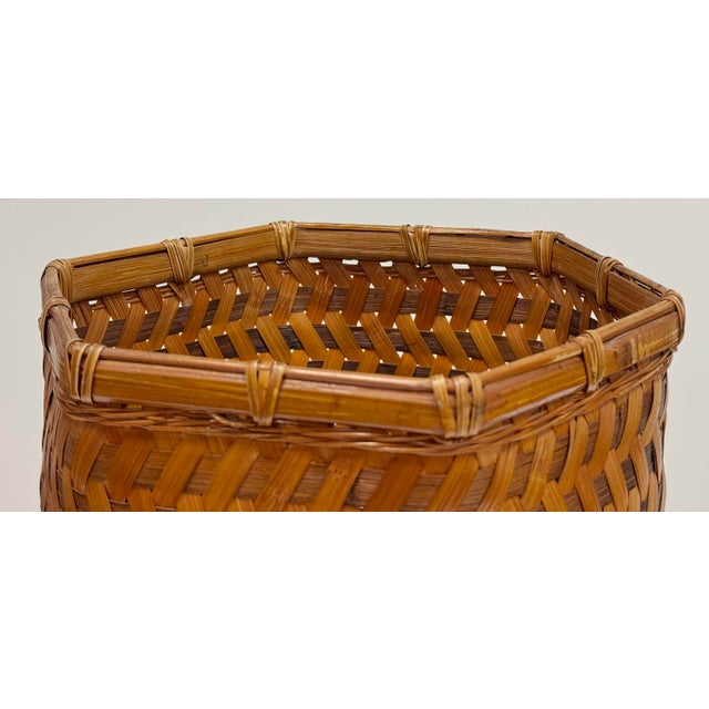 Mid 20th Century Vintage Hand Woven Split Reed Basket For Sale - Image 5 of 6