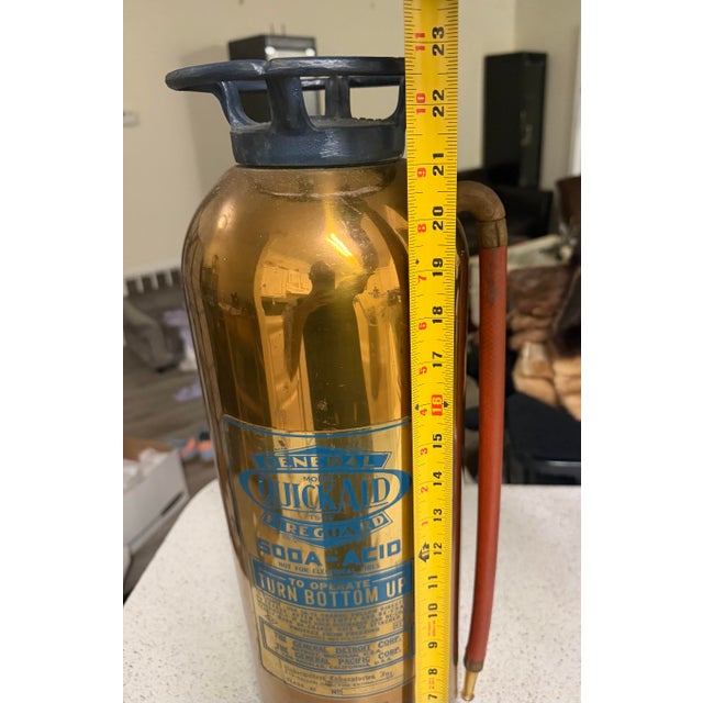 1920s Vintage Brass Fire Extinguisher General, Quick Aid 1900’s Excellent Condition For Sale - Image 5 of 5