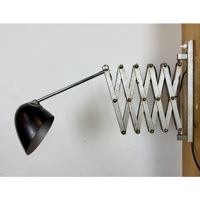 Industrial Midcentury Scissor Wall Lamp, 1950s For Sale - Image 4 of 18