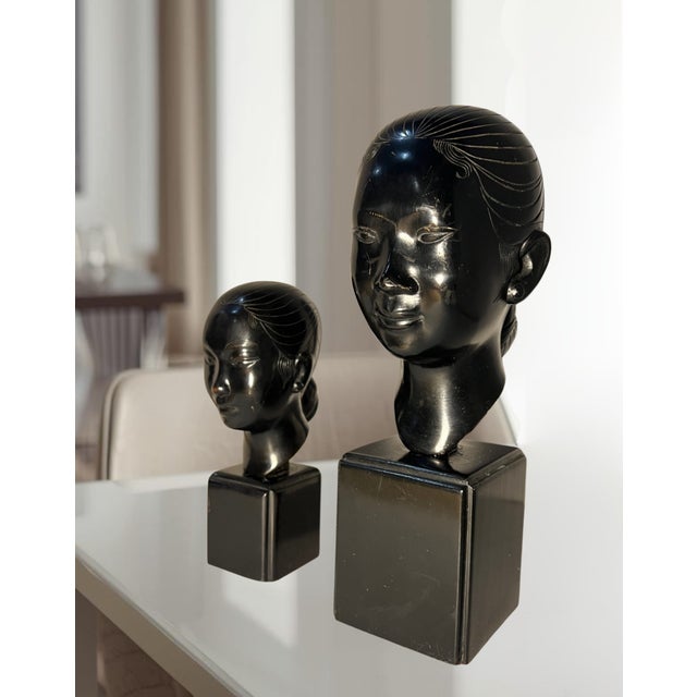 Mid-Century Nguyen Thanh Le Bronze Bust of Young Vietnamese Women- A Pair For Sale In New York - Image 6 of 18