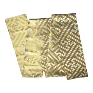Japanese Geometric White and Gold Silk Obi For Sale