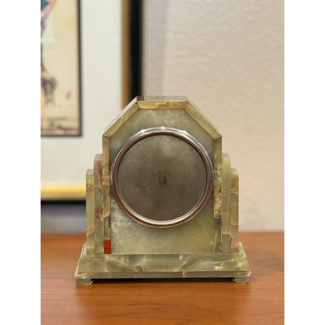 Art Deco Antique Marble Onyx Mantle Clock by Reid & Sons, Circa 1930s For Sale In Houston - Image 6 of 10