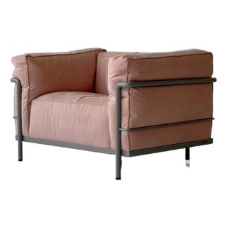 Lc3 Grand Modele Chair by Le Corbusier Pierre Jeanneret and Charlotte Perriand for Cassina For Sale