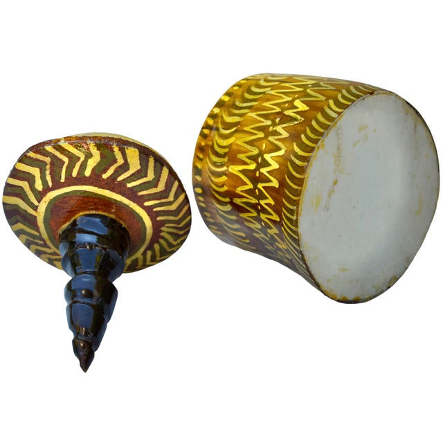 Vintage Handmade West-African Box W/ Natural Horn Hues For Sale In New York - Image 6 of 6