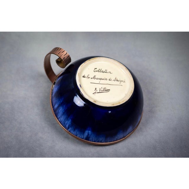 Cobalt Blue Flamed Glazed Earthenware Bowl with Handle and Hammered Metal Mount by André Villien, Paris, 1910-1920 For Sale - Image 10 of 11