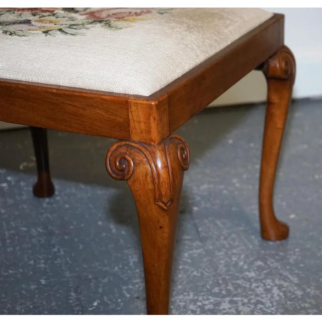 Wood Victorian Hand Carved Queen Anne Legs Piano Stool For Sale - Image 7 of 13