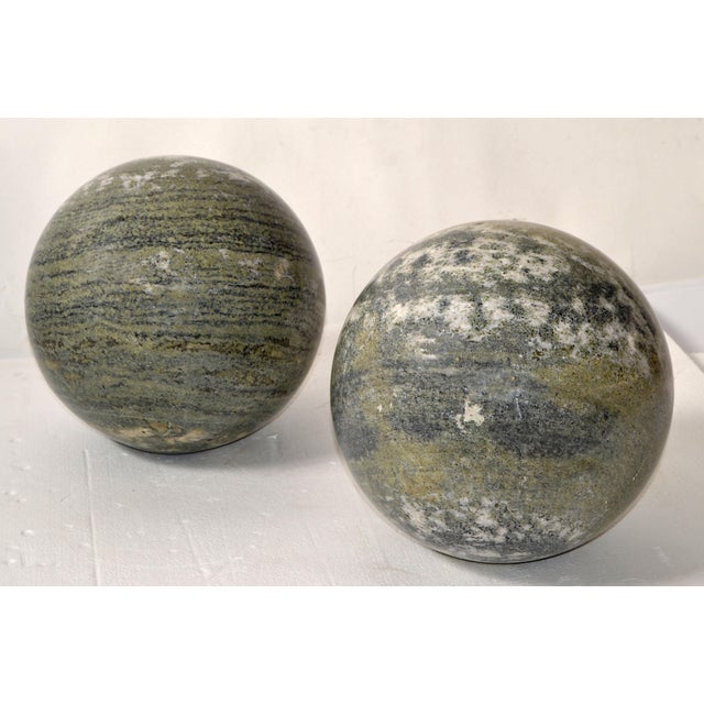 1980s Set 2 Italian 'Meta' Marble Sphere Ball Table Base Lella, Massimo Vignelli Style For Sale - Image 12 of 12
