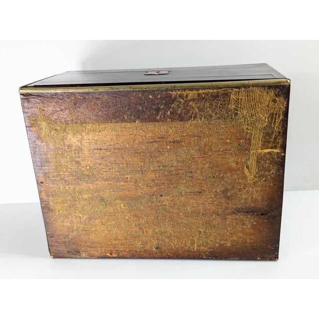 19th Century English Rosewood Veneer Traveling Vanity Case Box For Sale - Image 18 of 18