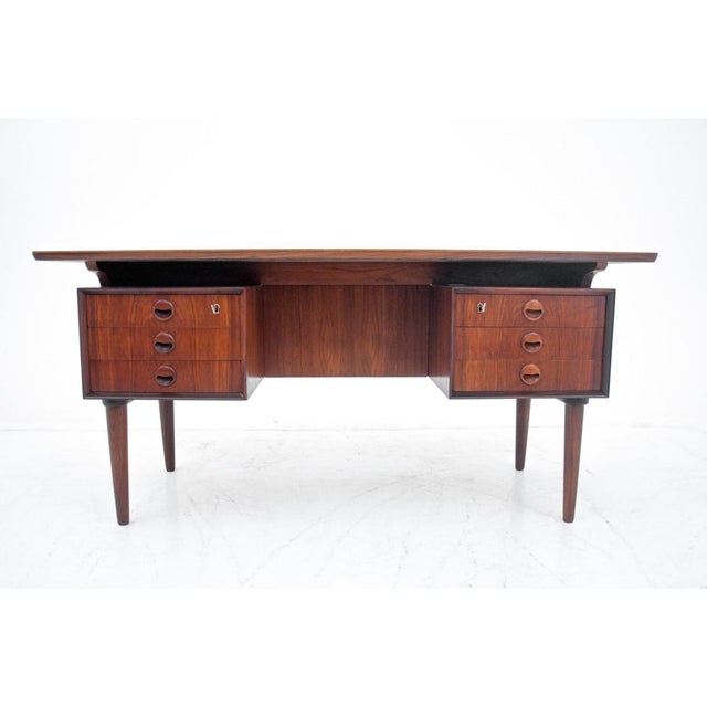 Vintage Danish Teak Desk, 1960s, in Very Good conditions. Designed 1960 to 1969