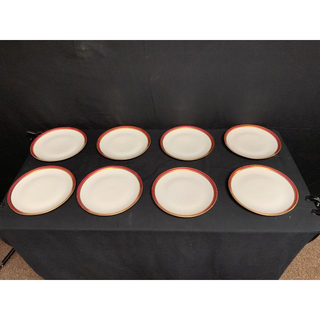 Traditional 20th Century Porcelain Dinner Plates Set of 12 For Sale - Image 3 of 7