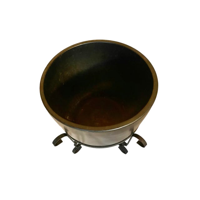 Gainey Pottery 1960s Satin Black Planter in Iron Stand by Gainey Ceramics For Sale - Image 4 of 5