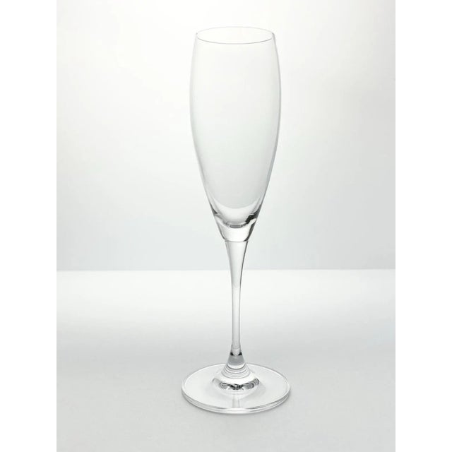 Waterford & Robert Mondavi Pair of Crystal Fluted Champagne Glasses 9 1/4” 6oz Excellent condition. No chips, cracks, or...