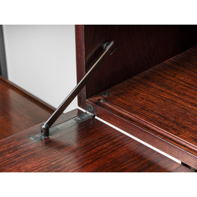 1960s Modular Bookcase in Rosewood by Osvaldo Borsani for Tecno, 1960s For Sale - Image 5 of 13