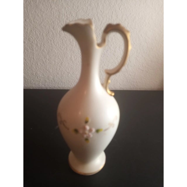 1960s Japanese Hand Painted Gold Gilded Bud Vase For Sale - Image 4 of 7