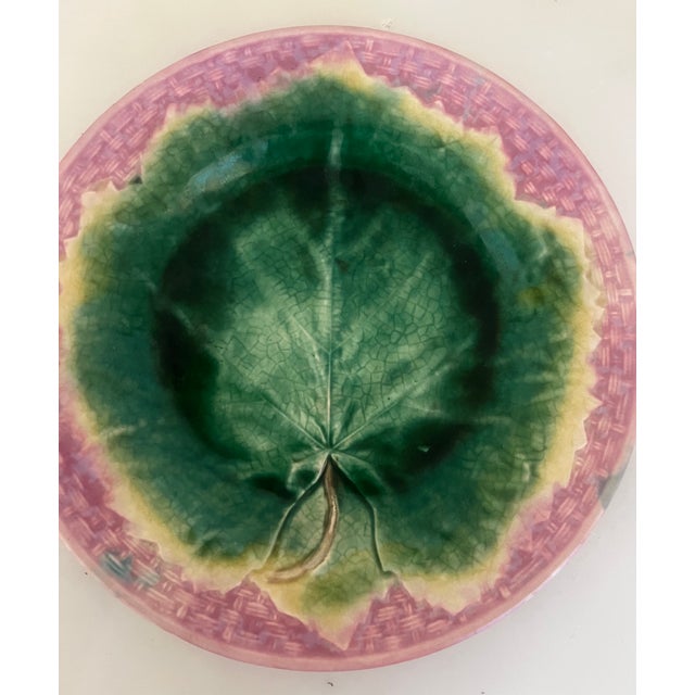 Etruscan Majolica Mable Leaf Wall Plate by Griffin Smith & Hill, 1880's For Sale - Image 4 of 7