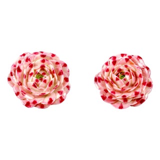 Pair of Trompe l'Oeil Flower Earrings in Porcelain and Silver - Didier Gardillou For Sale