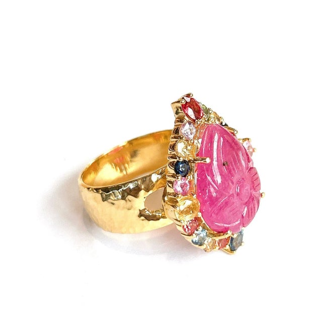 Bochic “Orient” Carved Ruby & Multi Sapphire Cluster Ring Set 18K & Silver, Size 9.5 For Sale - Image 9 of 12