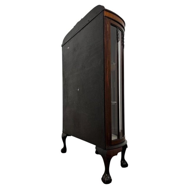 Antique English Bow-Front Mahogany Display Cabinet, 1800s For Sale - Image 10 of 11