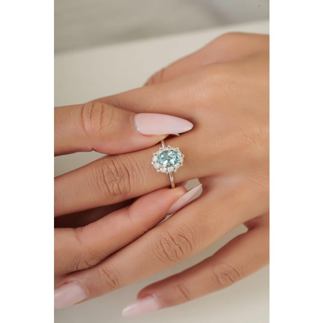 Sky Blue 1.38ct Aquamarine & Diamond Vintage Statement Ring in 14k White Gold Size 6 For Sale - Image 8 of 15