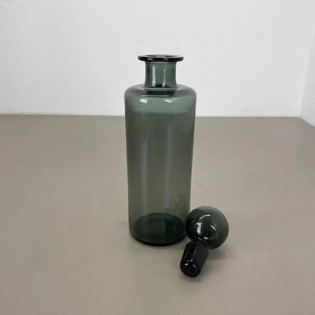 Green Glass Decanter by Saara Hopea for Nuutajärvi Notsjö, Finland, 1970s For Sale - Image 14 of 18
