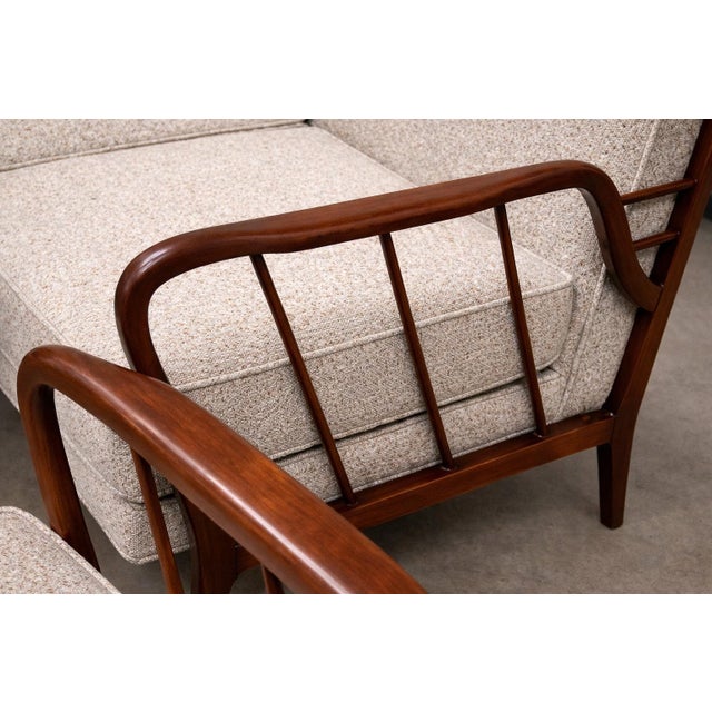 Mid-Century Modern Rino Levi Sofa in Hardwood and Bouclé, Brazilian Modern, 1960s For Sale - Image 3 of 11
