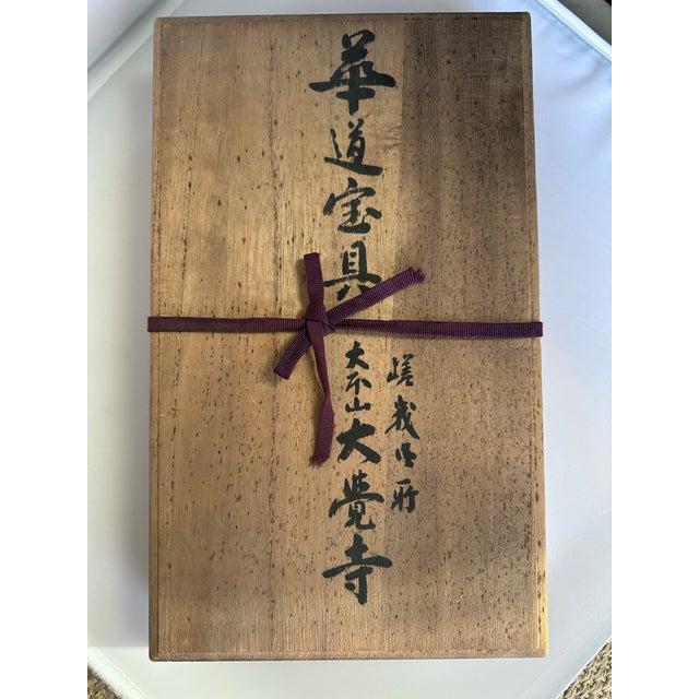 1970s Japanese 24k Gold Plated Bonsai Ikebana Gardening Metal Scissors Kenzan Wood Box Tea Ceremony For Sale - Image 5 of 14