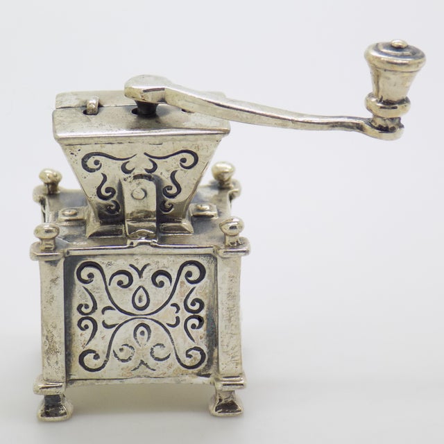 1980s Vintage Italian Handmade Sterling Silver 925 Grinder, 1980s For Sale - Image 5 of 13