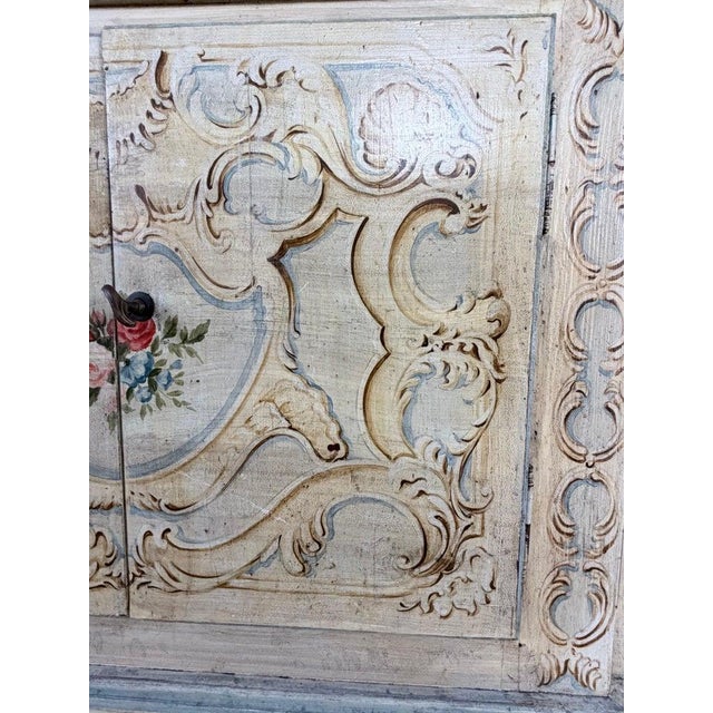 Ivory Italian Rococo Painted Serpentine Credenza With Floral Cartouches For Sale - Image 8 of 17