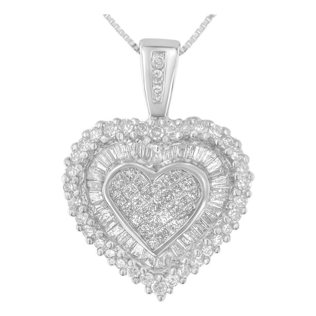 10K White Gold 1 cttw Multi Cut 1 cttw Diamond Heart Pendant Necklace (H-I, I1-I2) For Sale