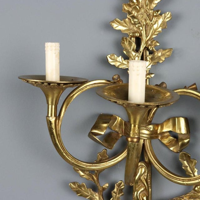 Wall Light in Gilded Bronze For Sale - Image 3 of 9