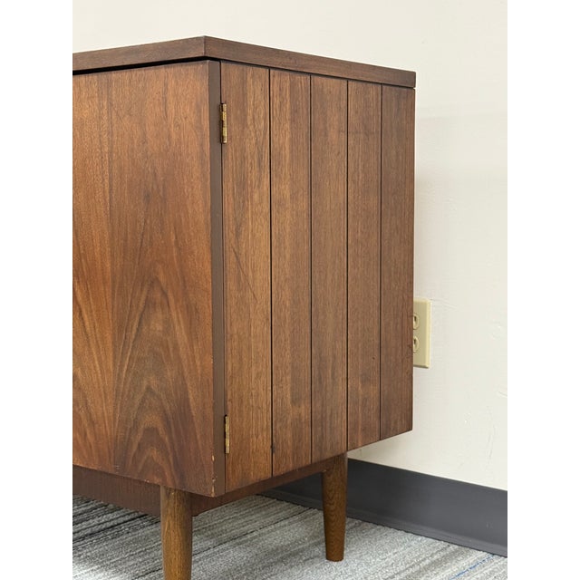 Mid-Century Modern Credenza / Buffet ~ Great as Tv Stand For Sale In Saint Louis - Image 6 of 9