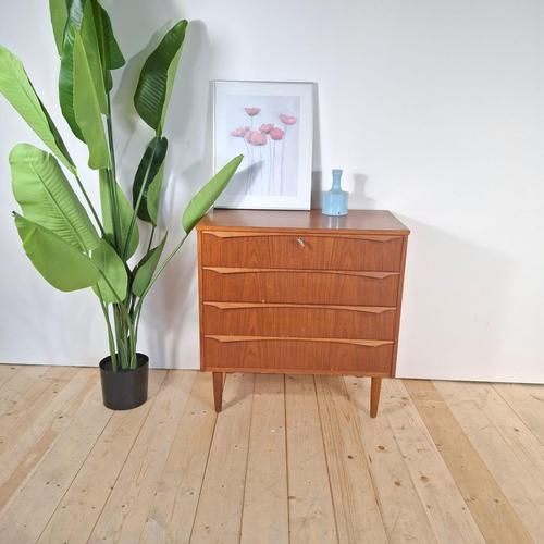 Small Mid-Century Modern Scandinavian Chest of 4 Drawers in Teak, 1960s For Sale - Image 4 of 9